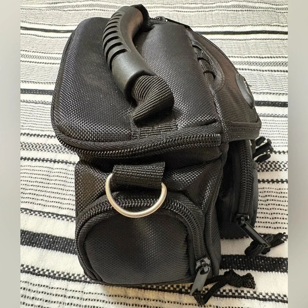 Dolica DSLR Camera Bag‎ Padded Travel Case Shoulder Carry Black NWT